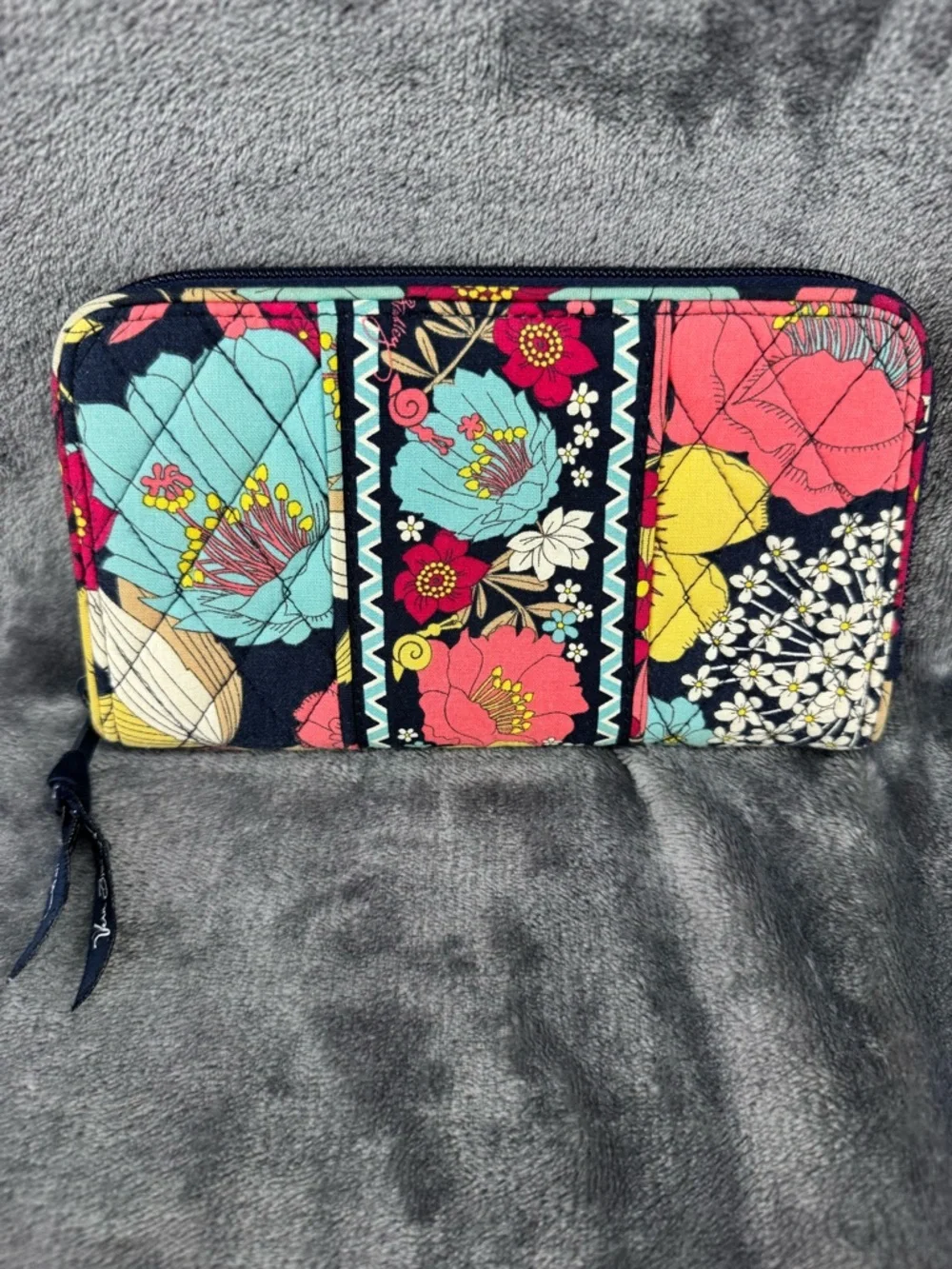 Vera Bradley Happy Snails Accordion Wallet Zip Around Navy Yellow Pink Blue